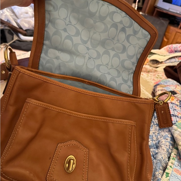 Coach Brown Leather Shoulder Bag with Gold Accents - Picture 3 of 11